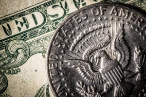 Investimenti, cosa fare con la fase di forza del dollaro prossima all’esaurimento