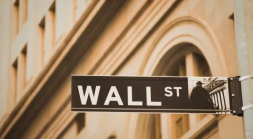 financialounge -  consumi finanza indice mercati azionari opportunità di investimento previsioni settore tecnologico telecomunicazioni USA Wall Street