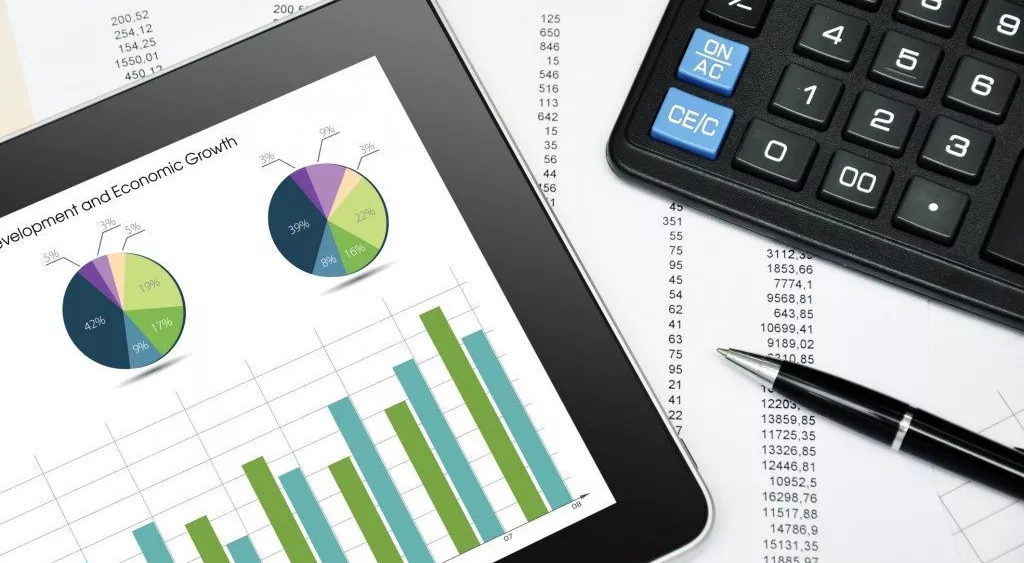 financialounge -  BlackRock crescita economica fondi a cedola inflazione mercati azionari mercati obbligazionari Russ Koesterich