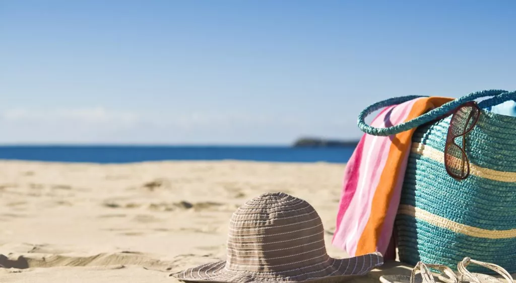 financialounge -  coronavirus estate mare smart spiaggia vacanza