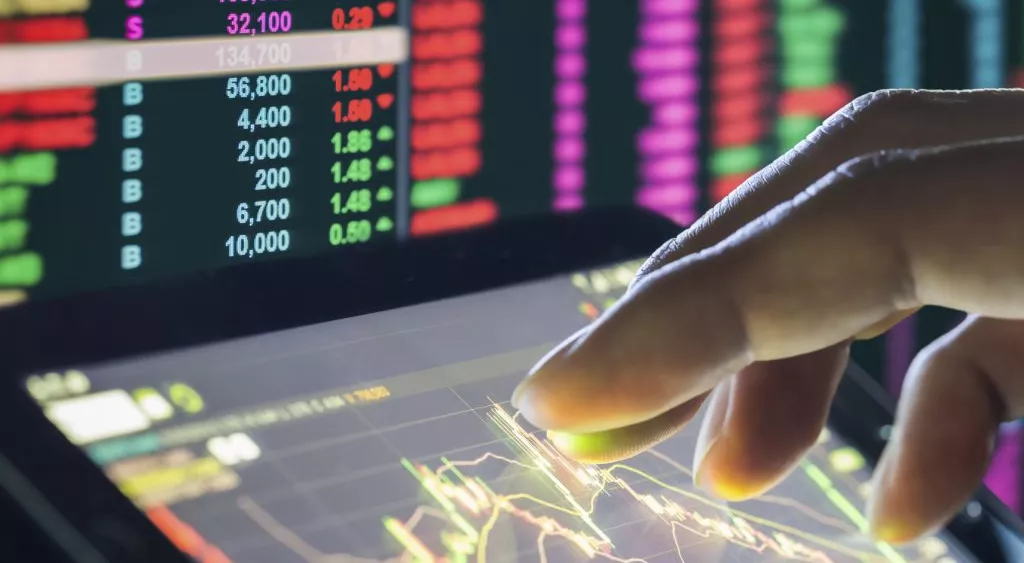 financialounge -  alternative data consulenti dati Datrix Finscience investitori Masismo broggi trader
