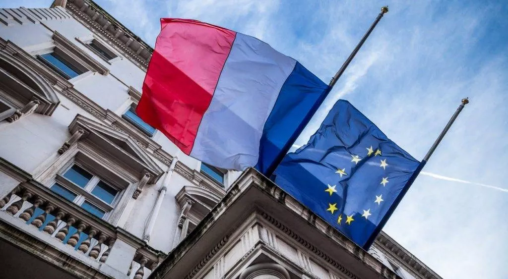 financialounge -  Azad Zangana Brexit David Lafferty elezioni Emmanuel Macron francia italia Joachim Fels Natixis Investment Managers Philippe Lespinard