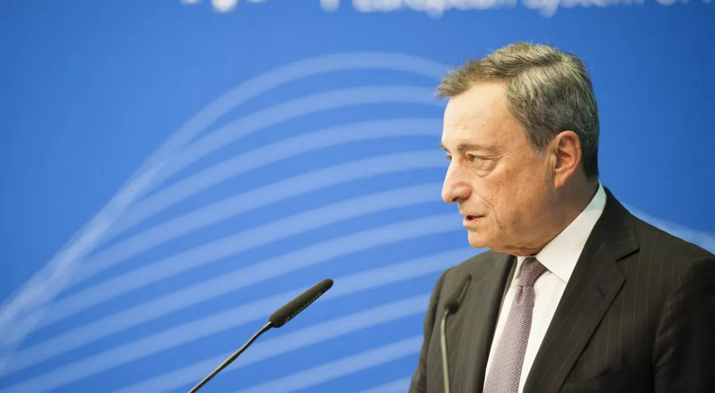 financialounge -  Adrian Hilton BCE Columbia Threadneedle Investments draghi