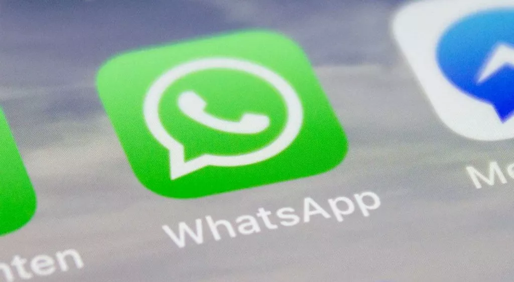 financialounge -  Apple cina Meta Whatsapp