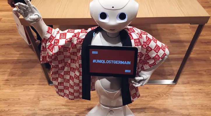 financialounge -  abbigliamento profitti robot Uniqlo