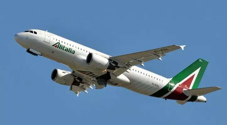 financialounge -  Alitalia coronavirus newco sindacati Stefano Patuanelli