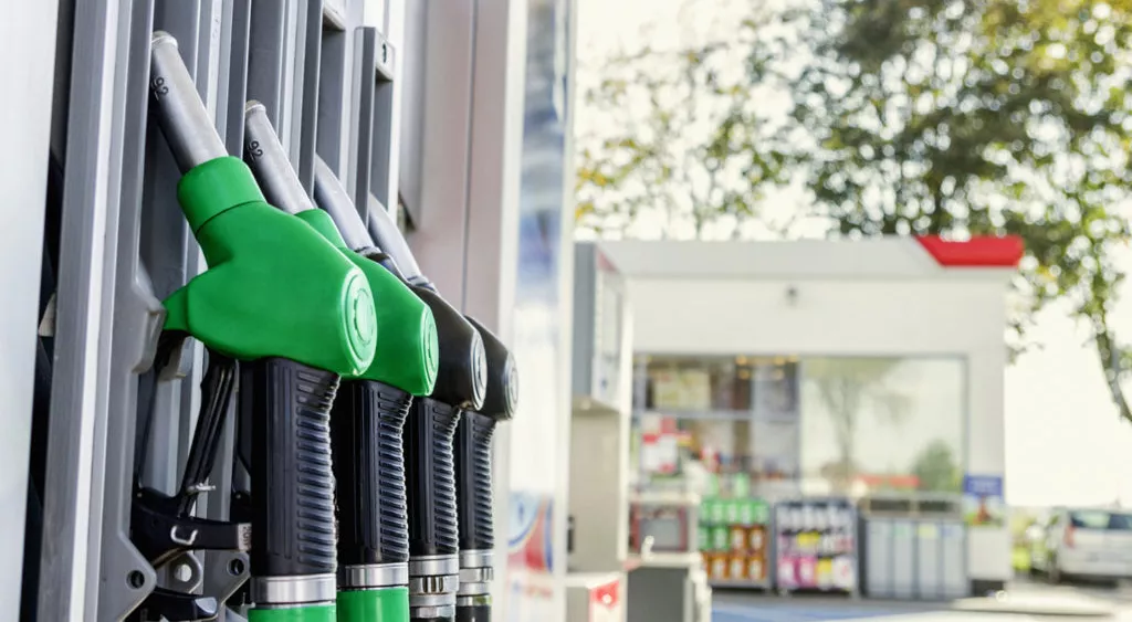 financialounge -  Benzina verde Brent Carburanti Diesel Gasolio greggio petrolio Prezzi del petrolio Rally al rialzo WTI