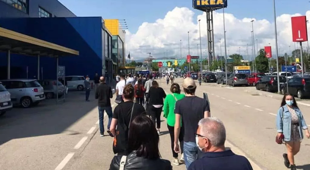 financialounge -  code Ikea Milano Carugate riapertura Roma Anagnina