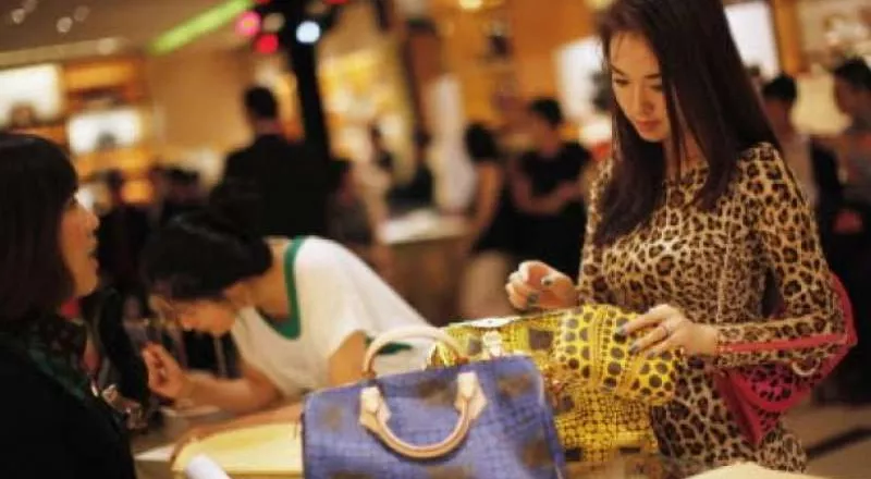 financialounge -  cina consumi e-commerce economia GAM lusso Scenari