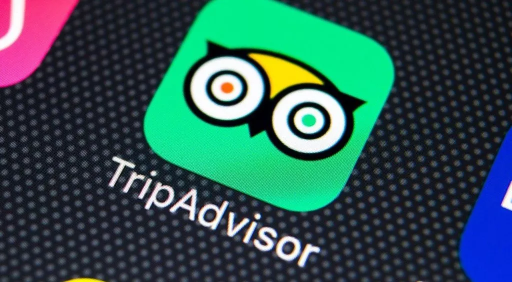 financialounge -  Ban cina internet social TripAdvisor