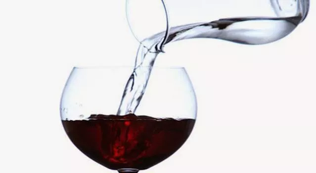 financialounge -  acqua agroalimentare italiano coldiretti Unione europea vino Vino analcolico Vino annacquato Zuccheraggio