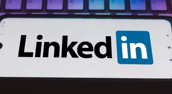 financialounge -  censura cina internet LinkedIn microsoft smart