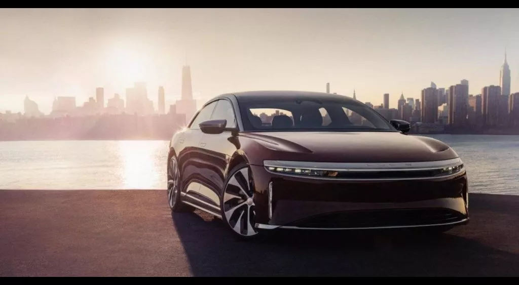 financialounge -  auto elettriche Lucid Motors Smart Life Tesla