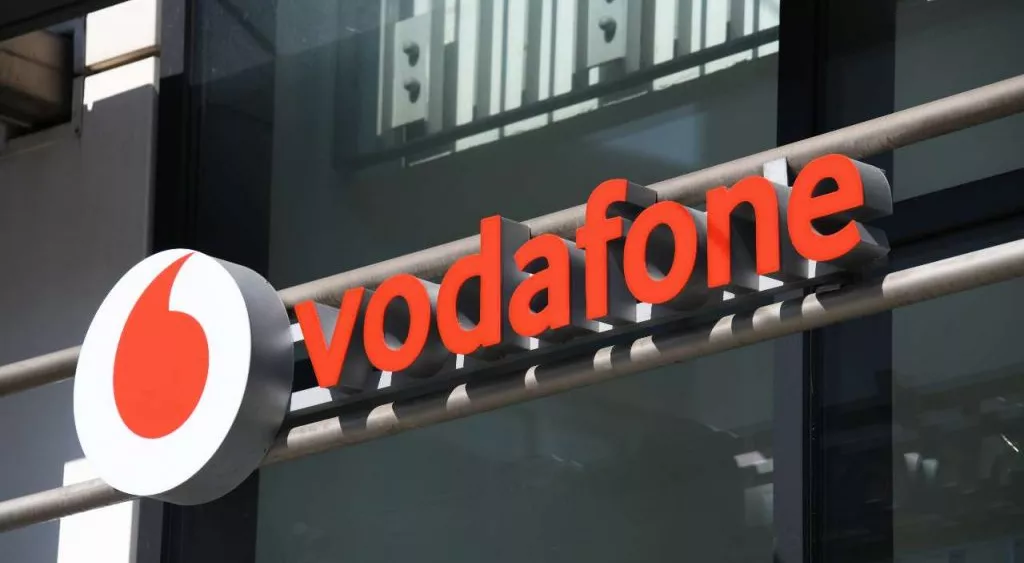 financialounge -  iliad telefonia vodafone