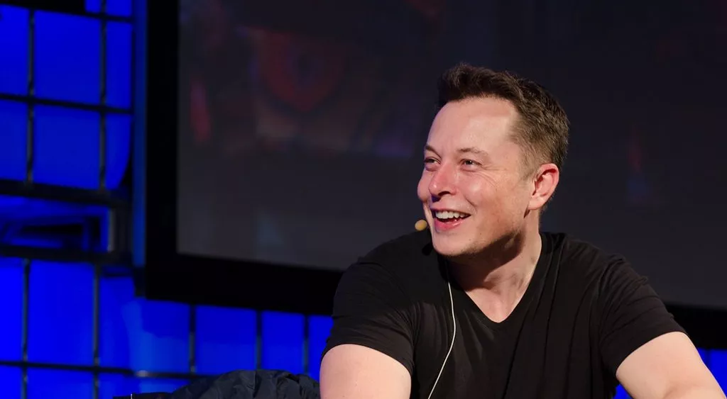 financialounge -  Elon Musk Tesla twitter