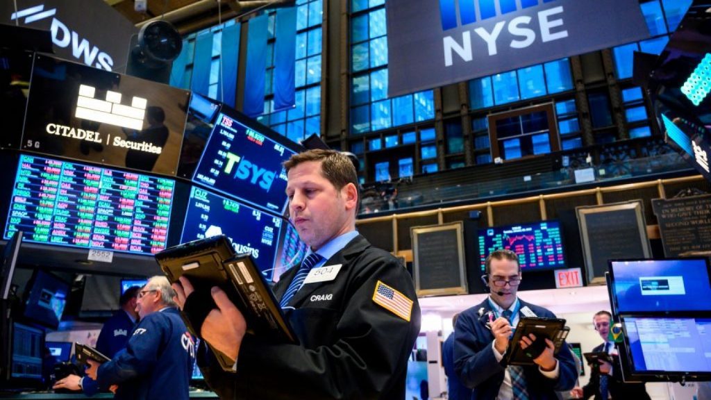 Nuovo record storico a Wall Street con il Dow Jones che tocca i 40.000 punti per la prima volta