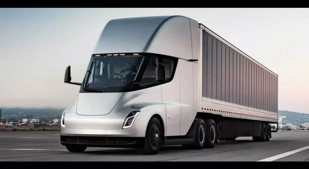financialounge -  camion elettrici Semi smart Tesla