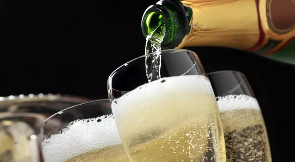 financialounge -  borse champagne commercio dazi Ue USA vino Whisky