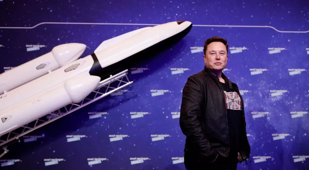 financialounge -  auto elettriche Elon Musk Mark Hawtin mercati Tesla