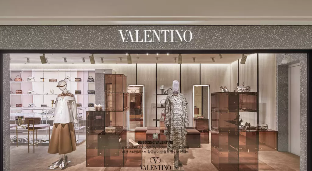 financialounge -  finanza Kering lusso Trimestrale Valentino