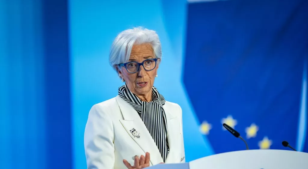 financialounge -  Allianz Global Investors BCE Christine Lagarde Columbia Threadneedle Investments Vontobel Asset Management