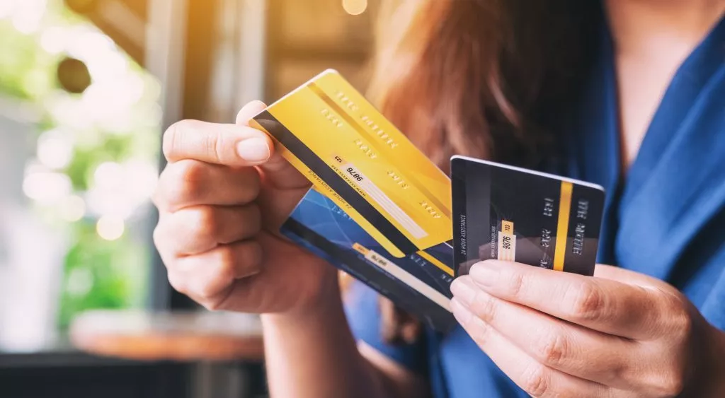 financialounge -  carta pagamento Maestro mastercard