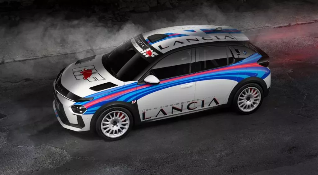 financialounge -  auto Lancia Ypsilon rally Stellantis