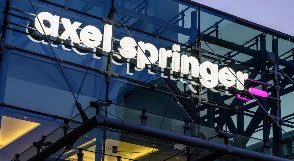 financialounge -  Axel Springer Cpp editoria Kkr pubblicità