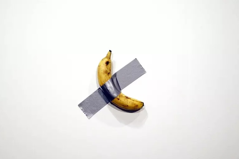 financialounge -  arte banana Maurizio Cattelan Sotheby's