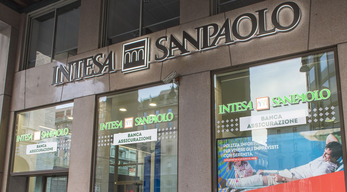 financialounge -  assicurazioni Carlo Messina Intesa Sanpaolo Massimiliano Dalla Via Virginia Borla