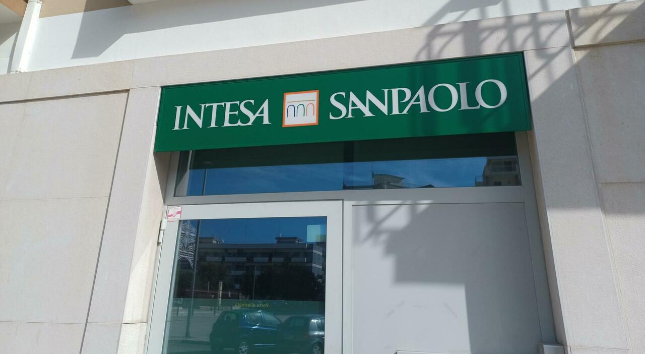 financialounge -  economia Intesa Sanpaolo