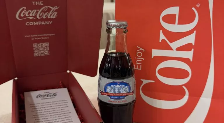 financialounge -  Casa Bianca Coca Cola donald Trump