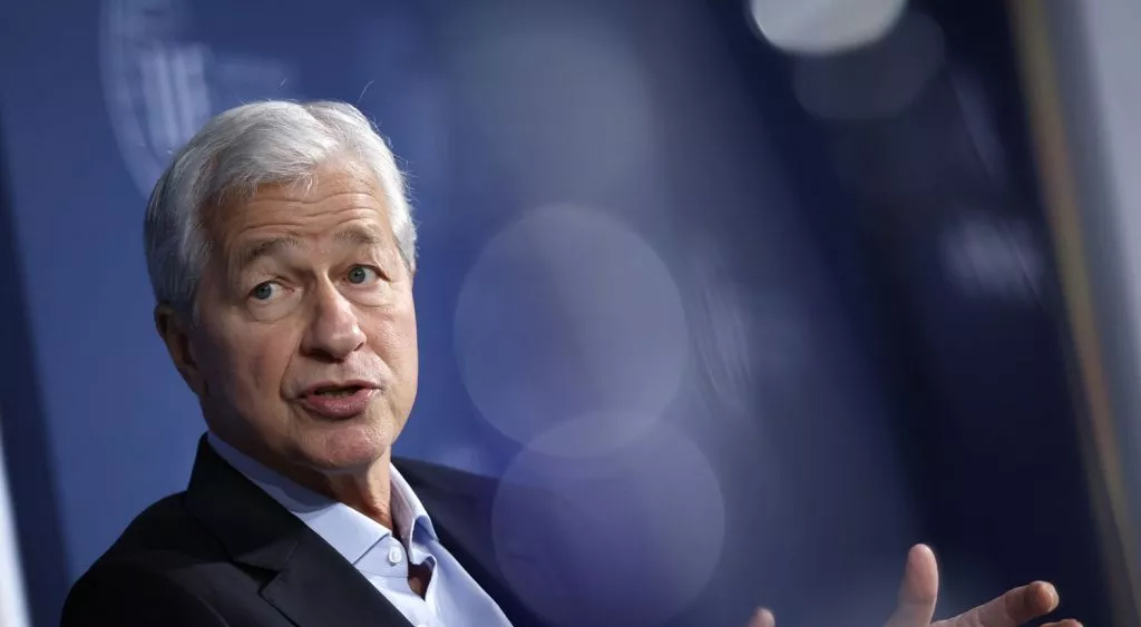 financialounge -  Doge economia Jamie Dimon